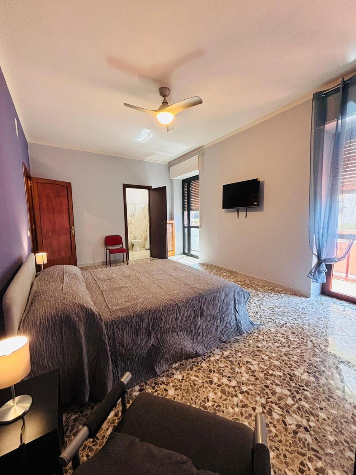Matthias Central Rooms And Accomodation Μπάρι Εξωτερικό φωτογραφία