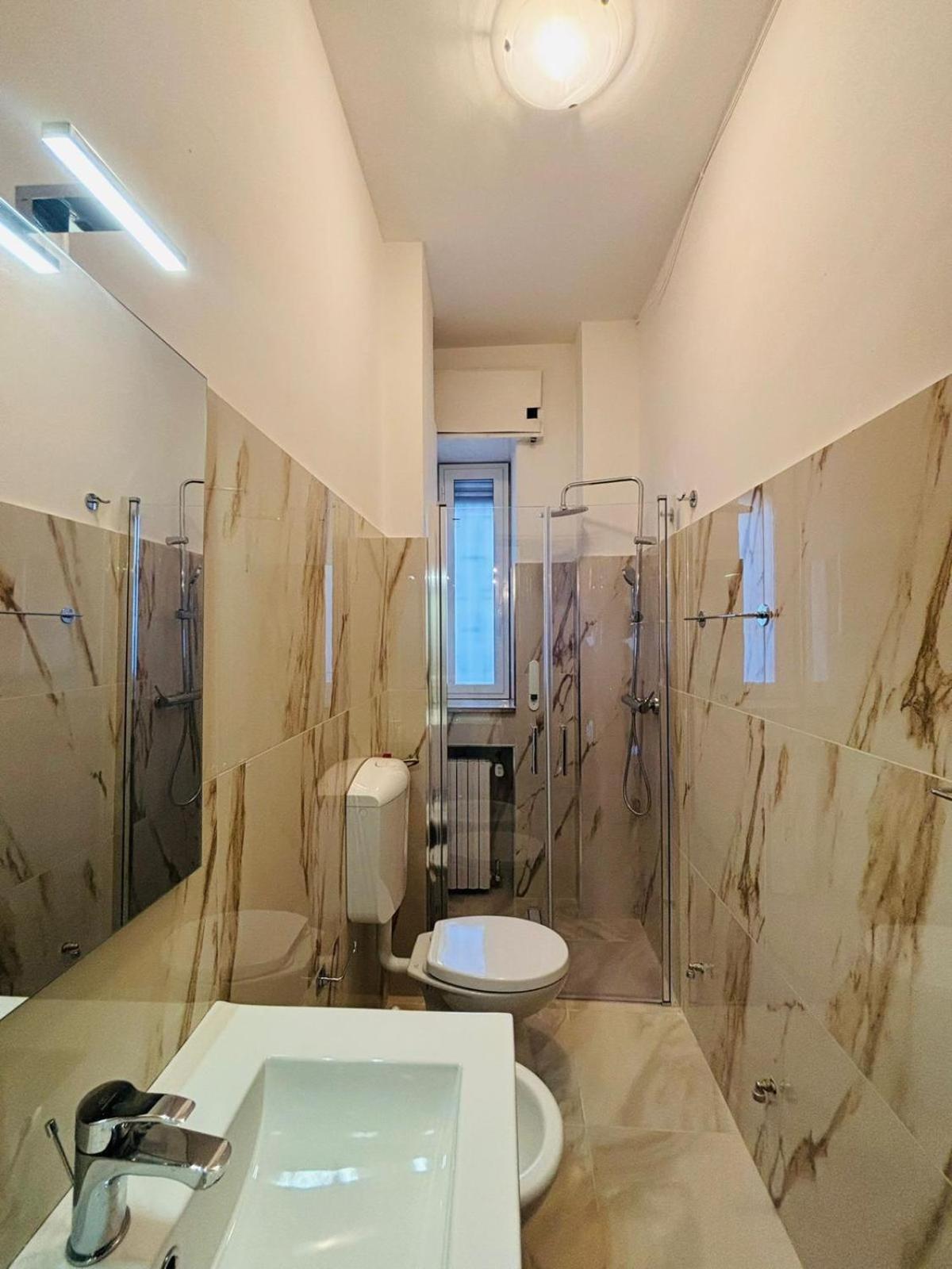 Matthias Central Rooms And Accomodation Μπάρι Εξωτερικό φωτογραφία