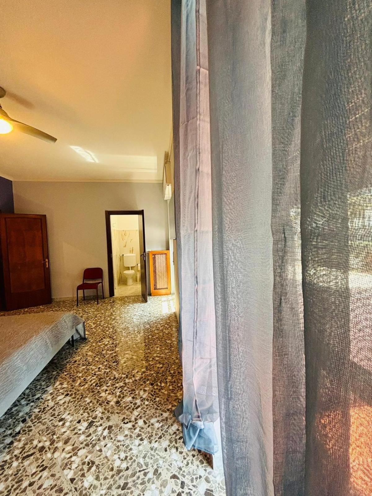 Matthias Central Rooms And Accomodation Μπάρι Εξωτερικό φωτογραφία